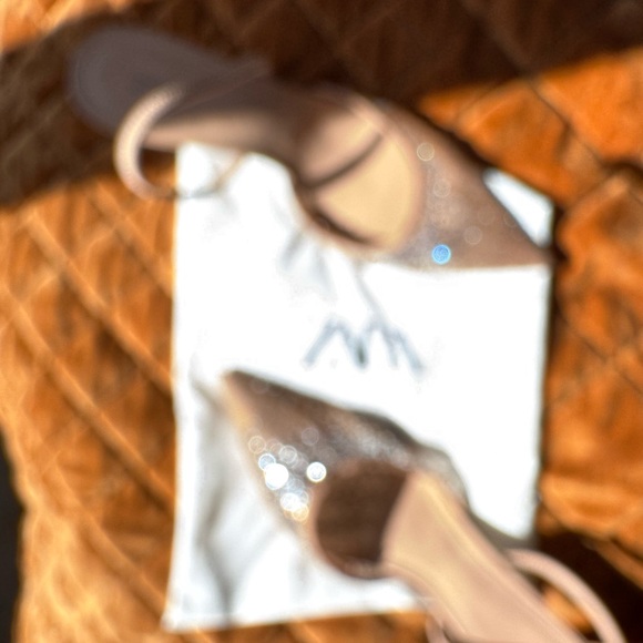 Healed shiny mesh sling back - Picture 2 of 6